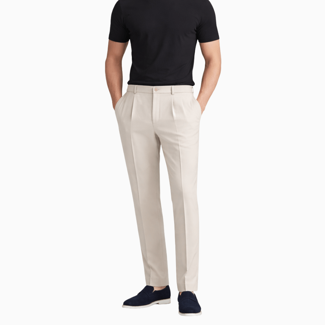 Die Elegante Beige Bundfalten Hose Locker